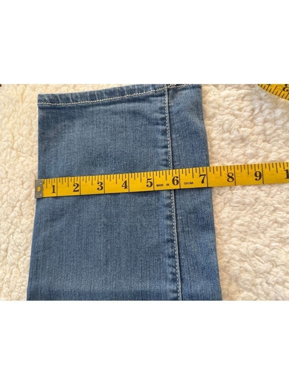 Torrid Distressed Boyfriend Jeans Plus Size 16R - Picture 6 of 7
